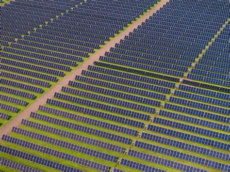 Acres of Solar Panels Are Replacing One of the Nation’s Largest .